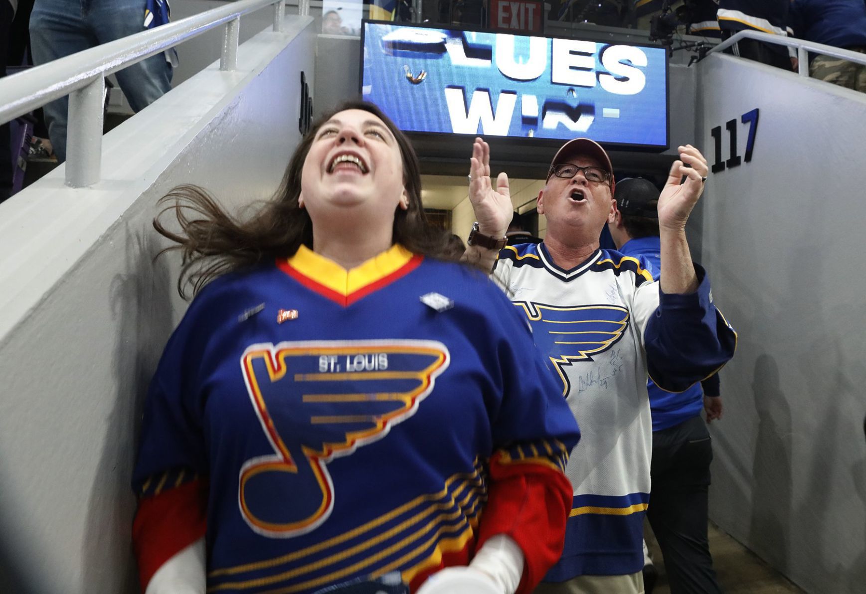 Blues and Stars go for broke in final playoff game 7